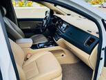 Kia Carnival-15