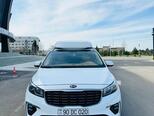 Kia Carnival-1