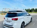 Kia Carnival-3