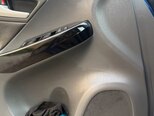 Toyota Prius-14