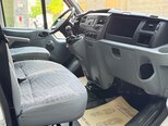 Ford Transit-17