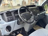 Ford Transit-19