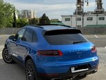 Porsche Macan-3