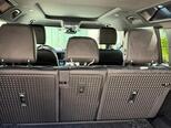 Land Rover Defender-6