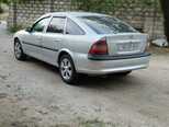Opel Vectra-3