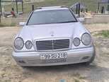 Mercedes E 240-3