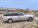 Mercedes E 240-5