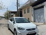 Hyundai Accent-5