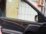 Mercedes E 240-15