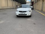 LADA (VAZ) Priora-1
