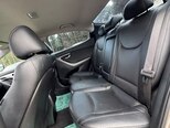 Hyundai Elantra-12