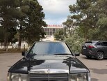Mercedes 190-1