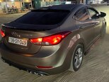 Hyundai Elantra-5