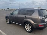 Mitsubishi Outlander-8