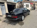Mercedes E 220-7