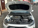 Hyundai Elantra-15