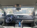 Kia Carnival-11