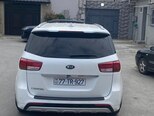Kia Carnival-2