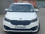 Kia Carnival-1