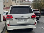 Toyota Land Cruiser-2