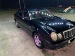 Mercedes E 220-3