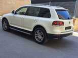 Volkswagen Touareg-2