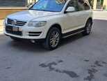 Volkswagen Touareg-1
