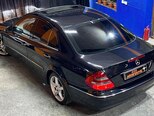Mercedes E 220-10
