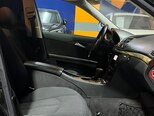 Mercedes E 220-17