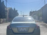 Nissan Altima-5