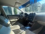 Nissan Altima-8