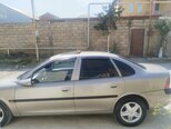 Opel Vectra-3