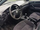 Volkswagen Passat-5