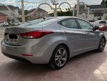 Hyundai Elantra-6