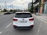 Kia Sorento-7