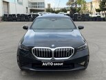 BMW i5-1