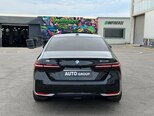 BMW i5-5
