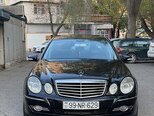Mercedes E 280-1