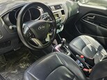 Kia Rio-5