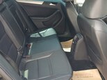 Volkswagen Jetta-20