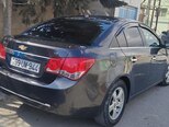 Chevrolet Cruze-11