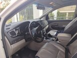 Kia Carnival-9
