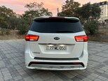 Kia Carnival-9
