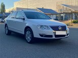 Volkswagen Passat-2
