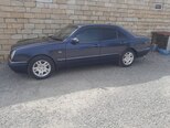 Mercedes E 240-7
