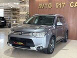 Mitsubishi Outlander-4