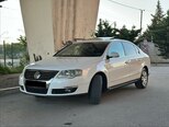 Volkswagen Passat-1