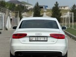 Audi A4-3