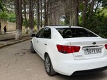 Kia Cerato-9