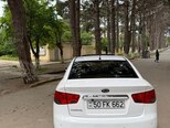 Kia Cerato-8